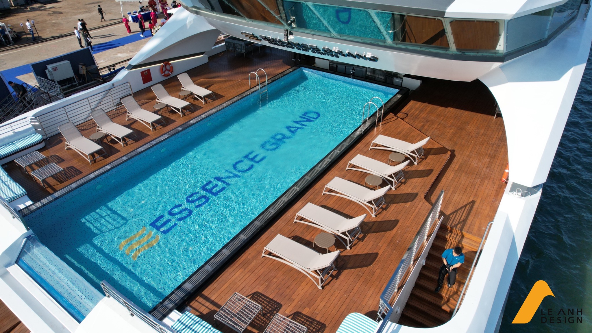 Du thuyền Hạ Long Essence Grand 2 ngày 1 đêm