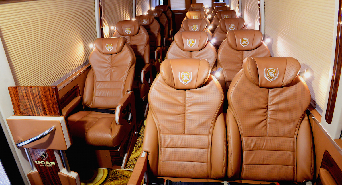 Thuê Xe Fuso Dcar Limousine 19 chỗ