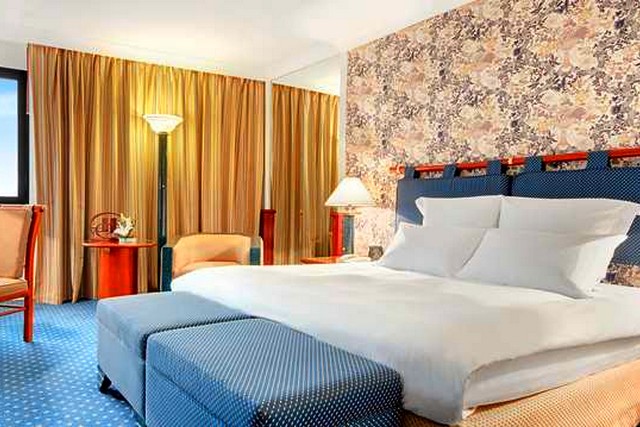 Khách sạn Hilton Hanoi Opera Hotel