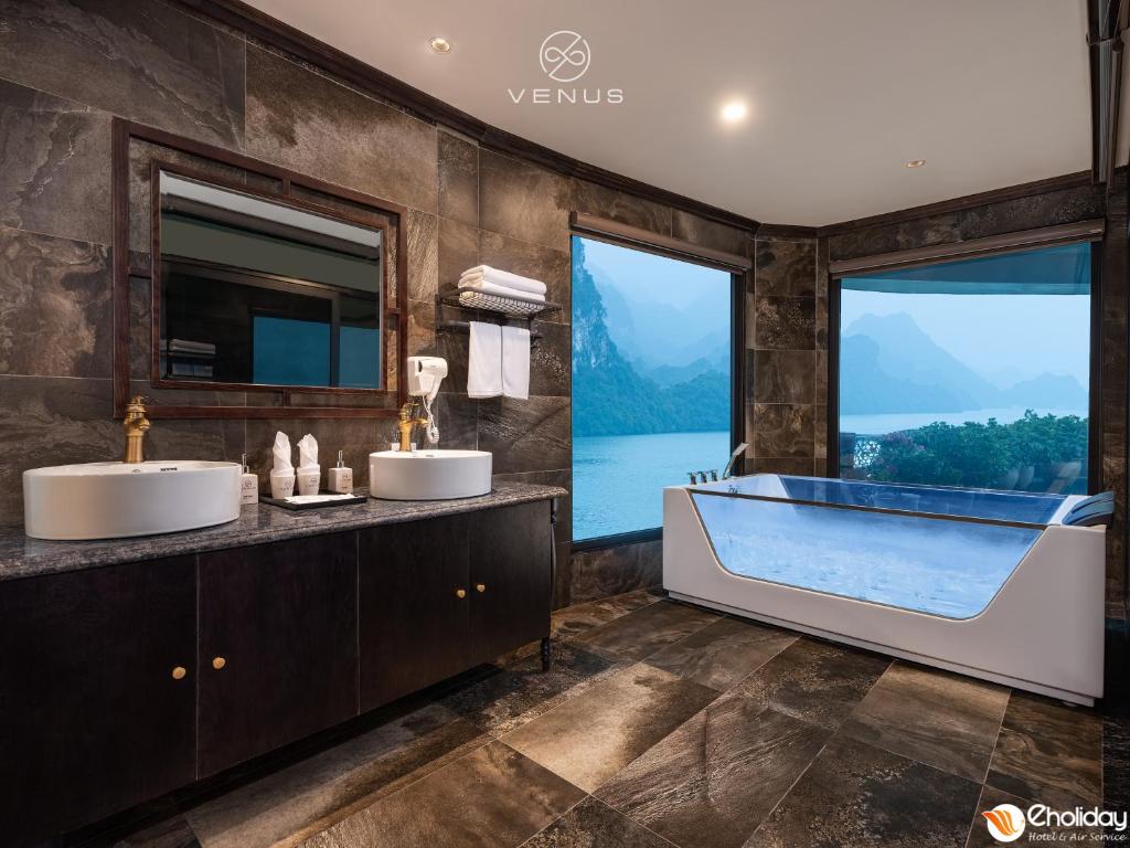 Du thuyền VELAR Of The Seas Halong 2 ngày 1 đêm