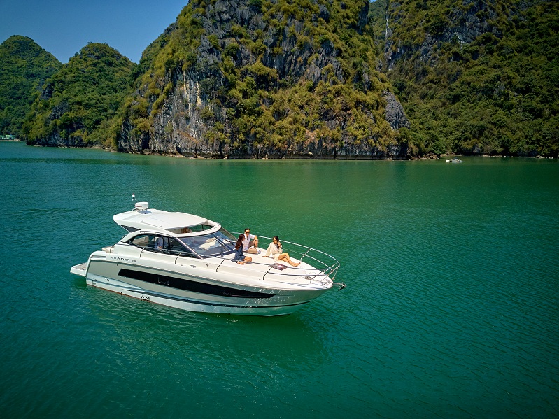 Cho thuê du thuyền cá nhân vịnh Hạ Long 