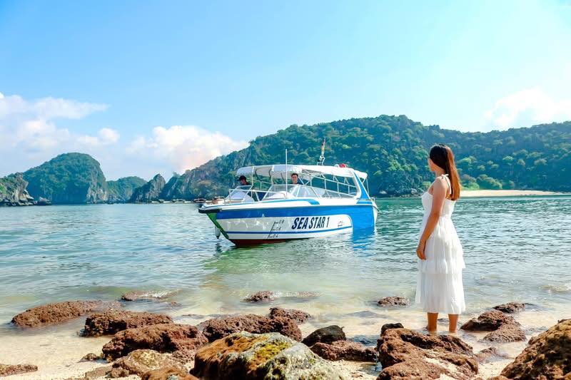 Tour cano ghép đoàn vịnh Lan Hạ Cát Bà