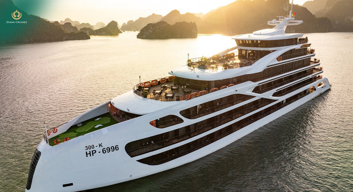 Du Thuyền Diana Cruises 2 Ngày 1 Đêm