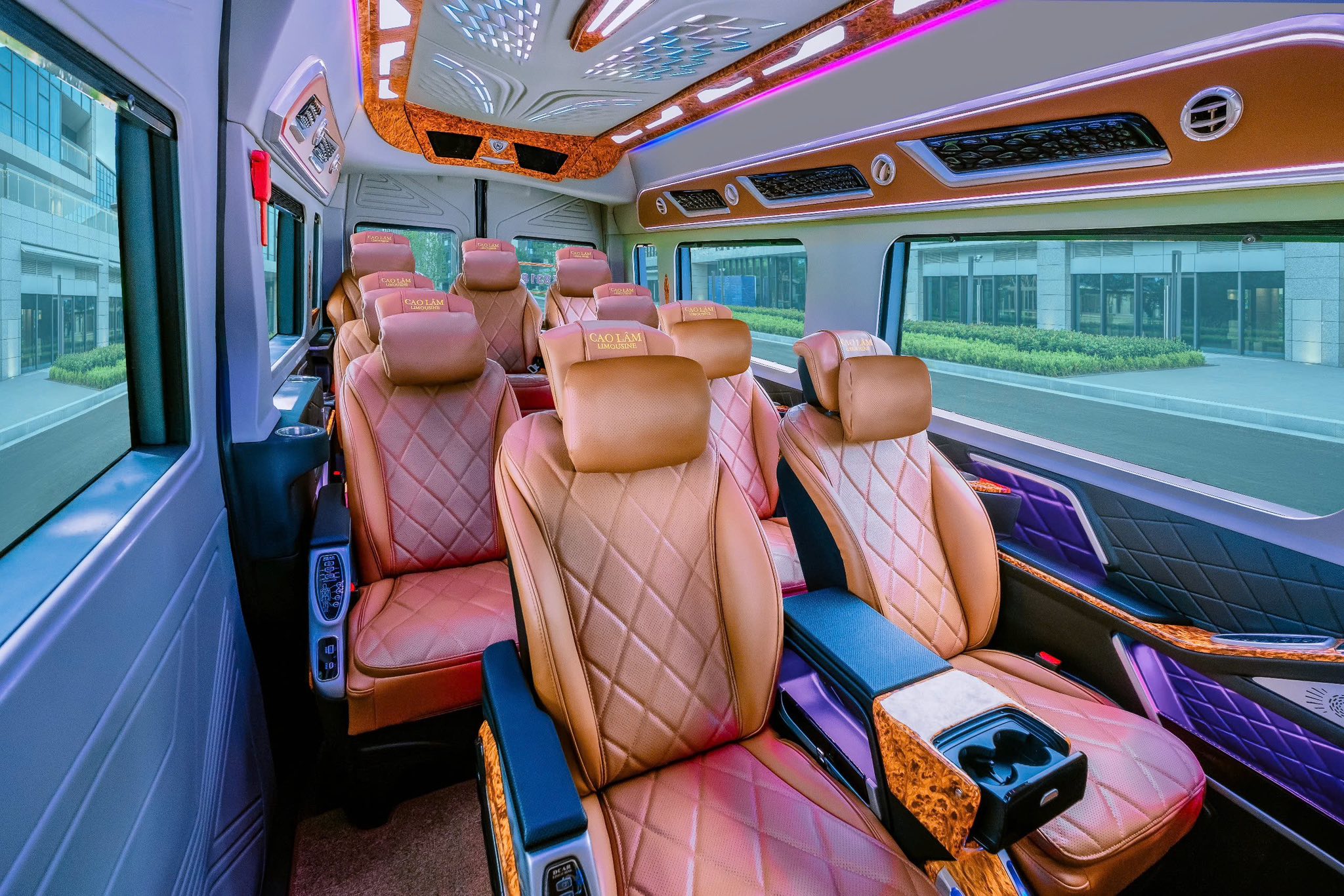 Thuê xe limousine dcar Hà Nội-Hải Phòng