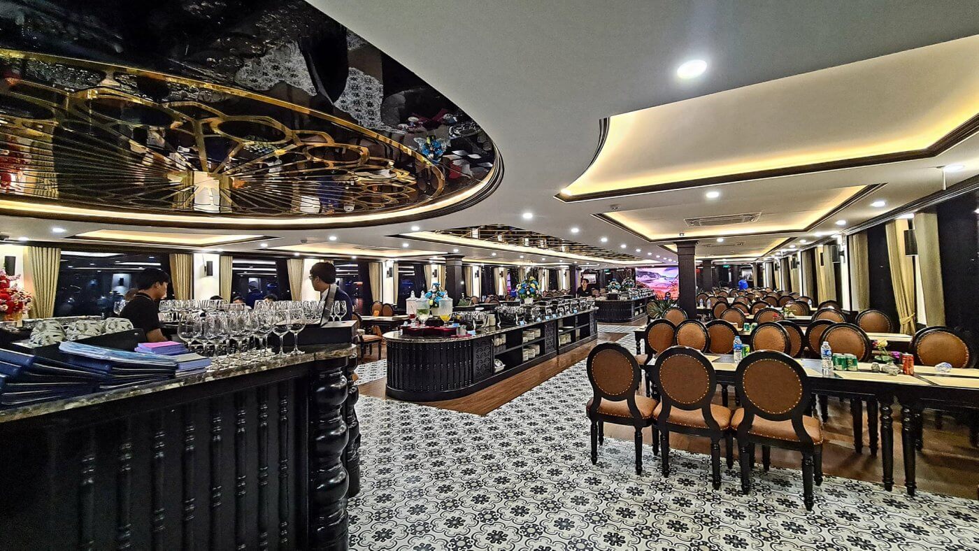 Du thuyền Hạ Long Sea Octopus