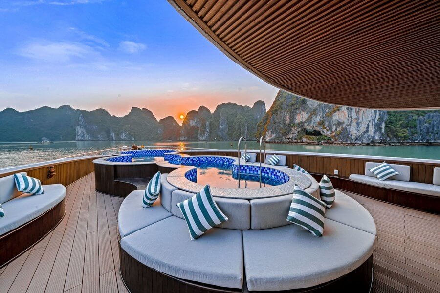 Du thuyền Hạ Long Symphony Cruise