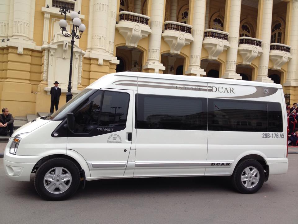 Thuê xe limousine dcar Hà Nội đi Flamingo Đại Lải